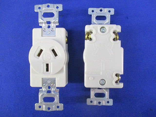 3P15A埋込コンセント(3個入) WF1315K