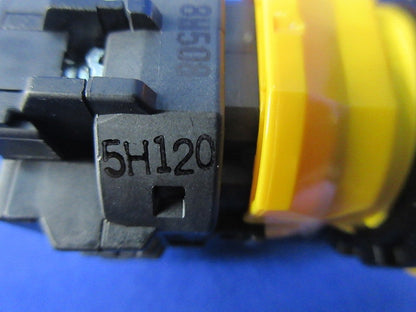φ30 XNシリーズ 非常停止用押ボタンスイッチ XN1E-LV40204MFR