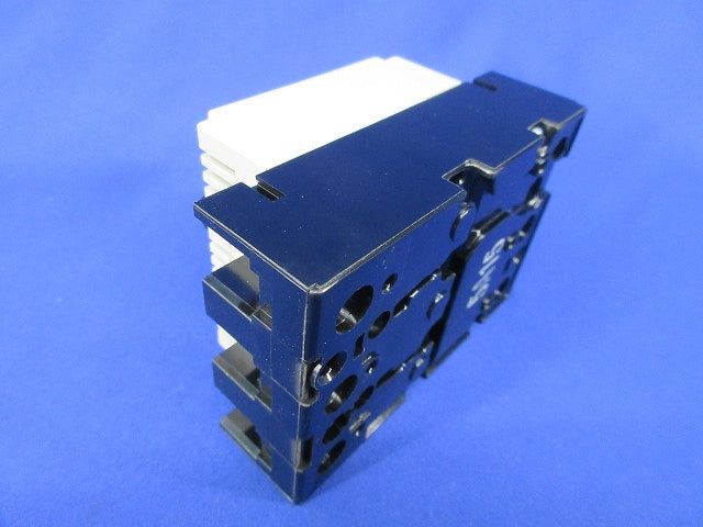 漏電遮断器3P3E5A NV30-CS