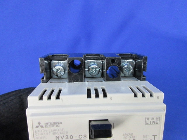 漏電遮断器3P3E5A NV30-CS