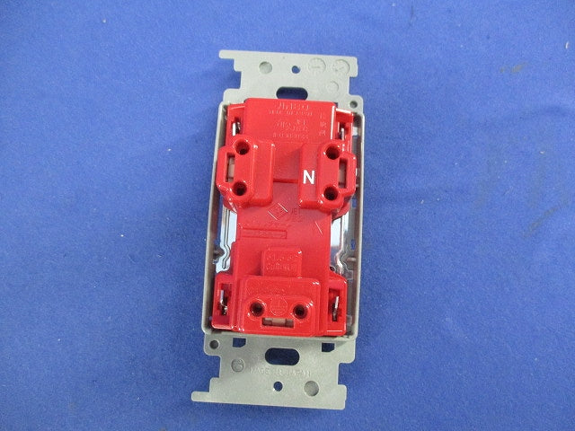 アースターミナル付接地ダブルコンセント(絶縁取付枠付)(4個入) JEC-BN-55GEK+BS-K