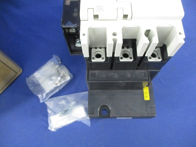 サーキットブレーカー3P3E20A NV125-SV