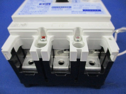 漏電ブレーカ3P2E30A GK58WN