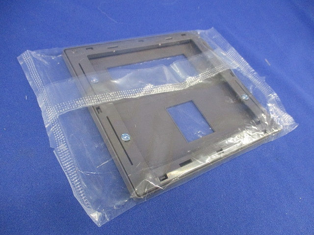 コンセントプレート4コ用(マットグレー)(7枚入) WTL7074