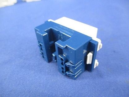 テレホンモジュラジャック6極4心(4個入)(ホワイト) WNT15649W
