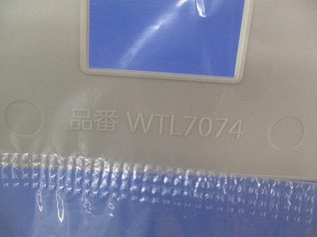 コンセントプレート 4コ用(3コ+1コ用)(6枚入) WTL7074F