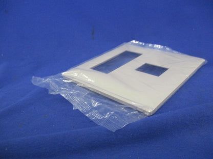 コンセントプレート 4コ用(3コ+1コ用)(6枚入) WTL7074F