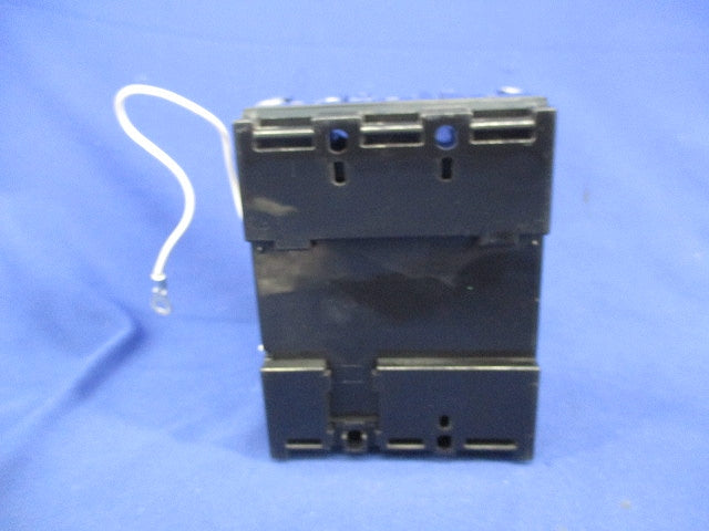 サーキットブレーカ 3P2E30A(単三中性線欠相保護付)(箱違い) NK58N