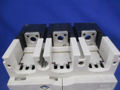 漏電遮断器3P3E60A NV125-SV
