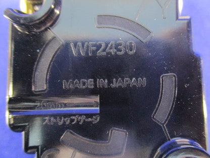 引掛埋込コンセント WF2430