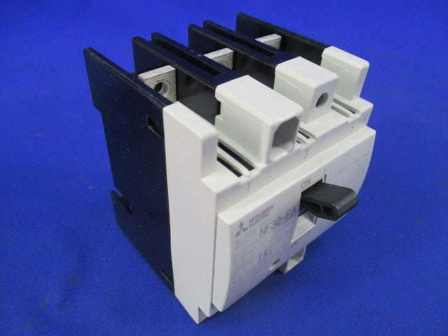 ノーヒューズブレーカ3P15A NF30-FA
