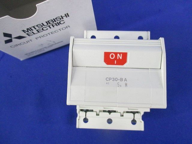 サーキットプロテクタ 3P5A CP30-BA