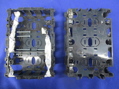 住宅用スイッチボックス 3コ用(6個入)(ビス1個不足) DM80302