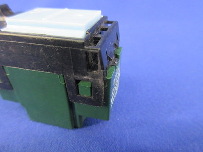 埋込パイロット・ほたるスイッチB(片切)(2個入) WT5041