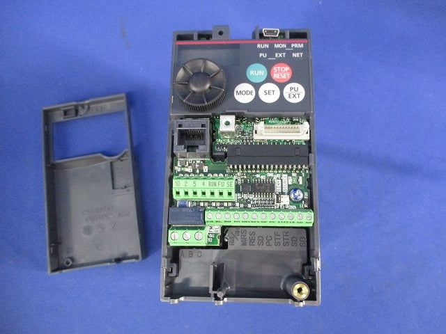小型パワフルインバータ FR-E720-0.75K