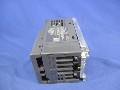 インバータ FR-D710W-0.1K