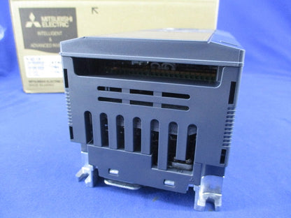 インバータ FR-A820-0.4K-1