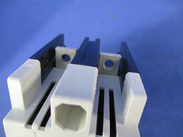 ノーヒューズブレーカ2P15A NF30-FA