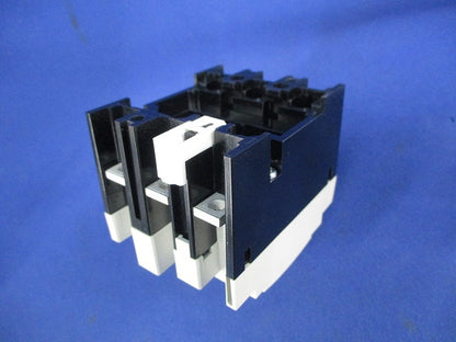 漏電遮断器3P3E10A NV30-FA
