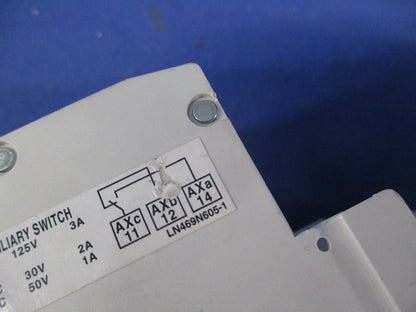 サーキットプロテクタ 2P30A(2個入) CP30-BA