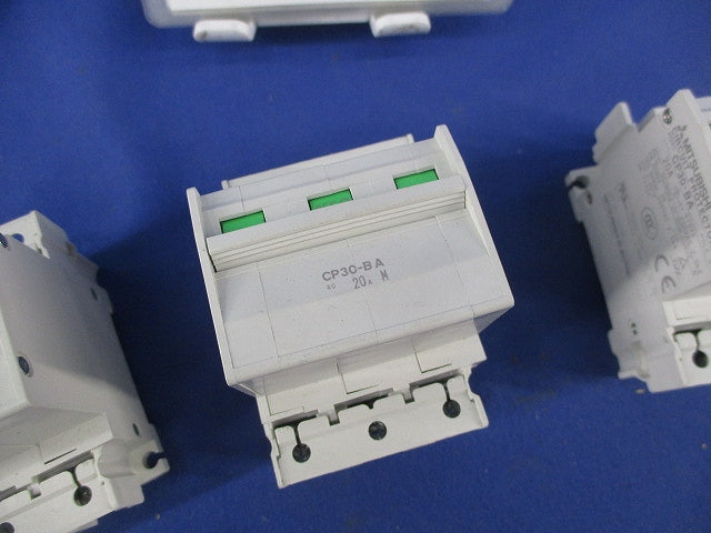 サーキットプロテクタセット(混在3個入)(カバー1ヶ所無) CP30-BA他