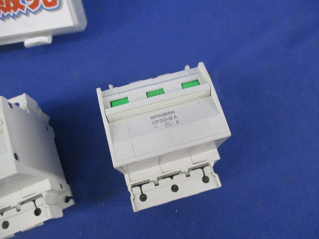 サーキットプロテクタセット(混在3個入)(カバー1ヶ所無) CP30-BA他