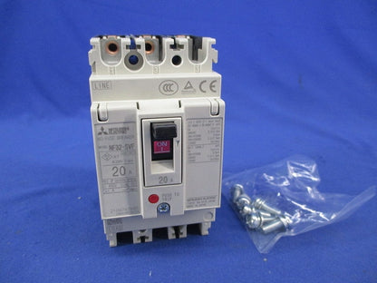 ノーヒューズブレーカ3P20A NF32-SVF