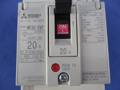 ノーヒューズブレーカ3P20A NF32-SVF