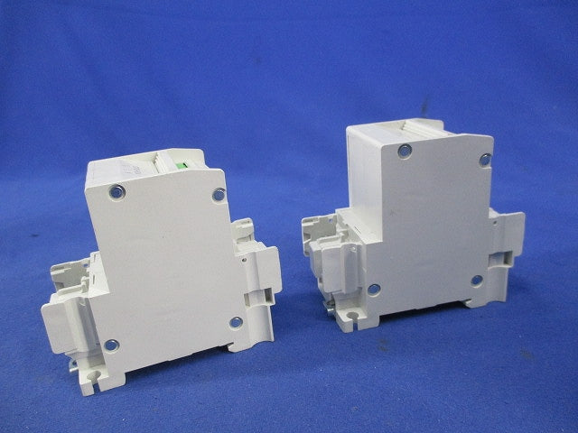サーキットプロテクタ 2P2A(2個入) CP30-BA