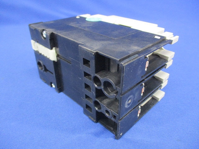 ノーヒューズブレーカ 3P10A NF32-SVF3P10A