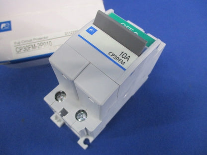 サーキットプロテクタ 10A CP30FM-2P010