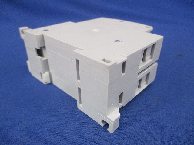 サーキットプロテクタ 10A CP30FM-2P010