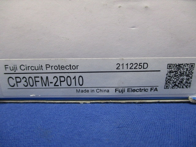 サーキットプロテクタ 10A CP30FM-2P010