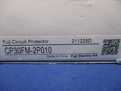 サーキットプロテクタ 10A CP30FM-2P010