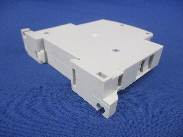 サーキットプロテクタ 0.3A CP30FM-1P0P3