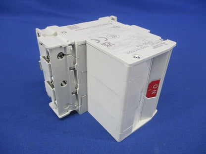 サーキットプロテクタ 3P3E5A CP30-BA3P3E5A