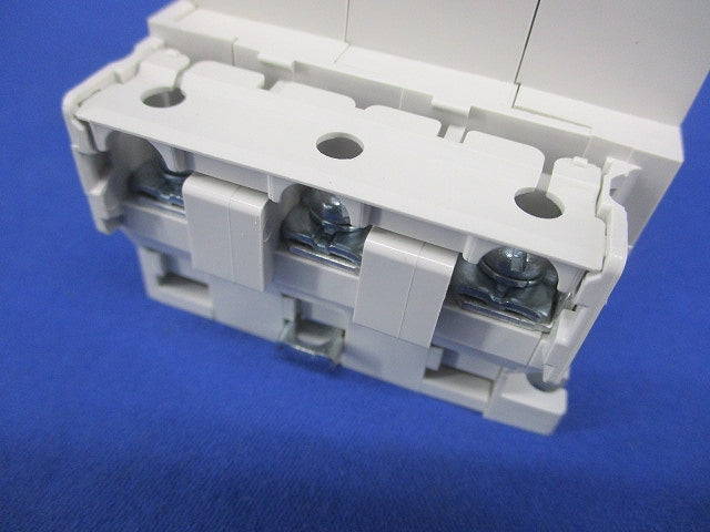 サーキットプロテクタ 3P3E5A CP30-BA3P3E5A