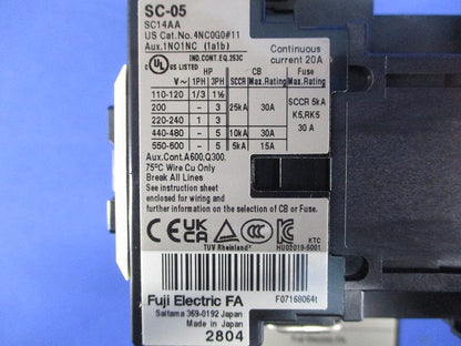 可逆形電磁開閉器 200V 0.48-0.72A 1a1b SW-05RM