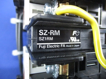 可逆形電磁開閉器 200V 0.48-0.72A 1a1b SW-05RM