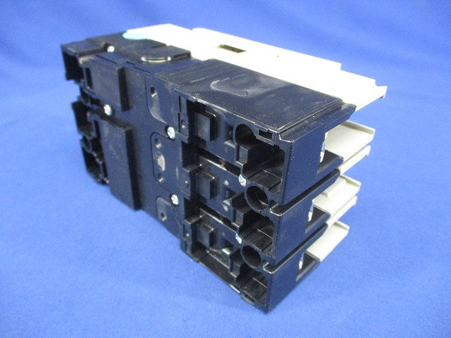 ノーヒューズ遮断器 3P40A NF63-CV3P40A