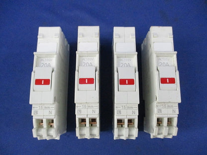 サーキットブレーカ2P1E20A(4個入) SH-30