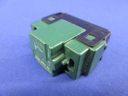 埋込パイロットスイッチB(汚れ有) WT52412