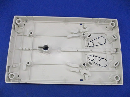 WHM取り付けベース(1コ用30A用) BQKN8310WK