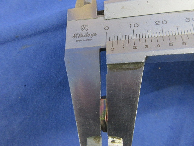管用ナット M9 11×2 クロメート(3000個以上入) M9