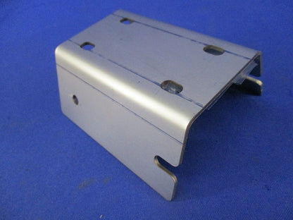 防犯灯垂直付用取付金具 EL-X0042