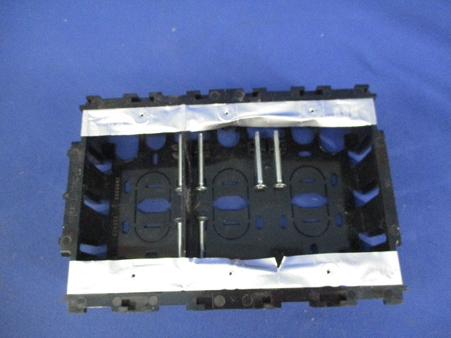 住宅用スイッチボックス 3コ用(4個入) DM80302