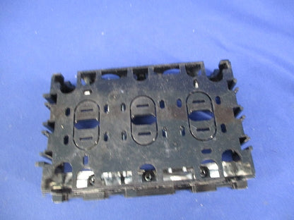 住宅用スイッチボックス 3コ用(4個入) DM80302