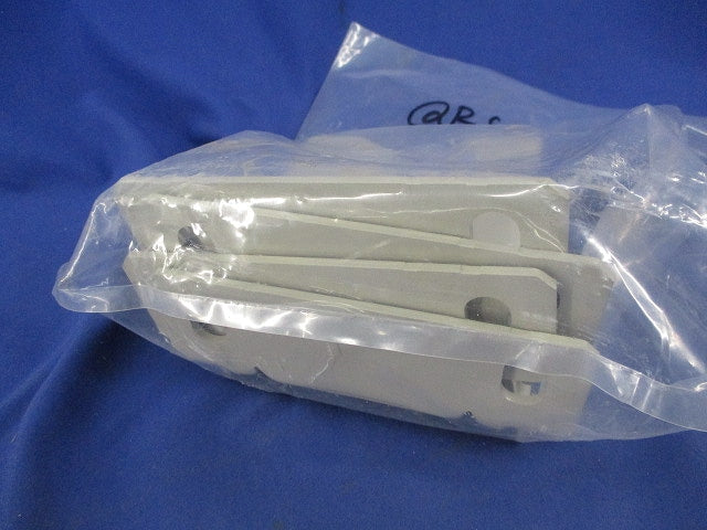 ケーブルラック 垂直支持金具(2組入) QRU1R