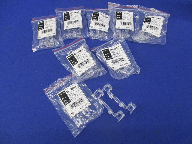 埋込取付台(2個×8計16個入) DP-39097