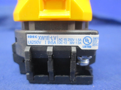 非常停止用押ボタンスイッチ XW1E-LV